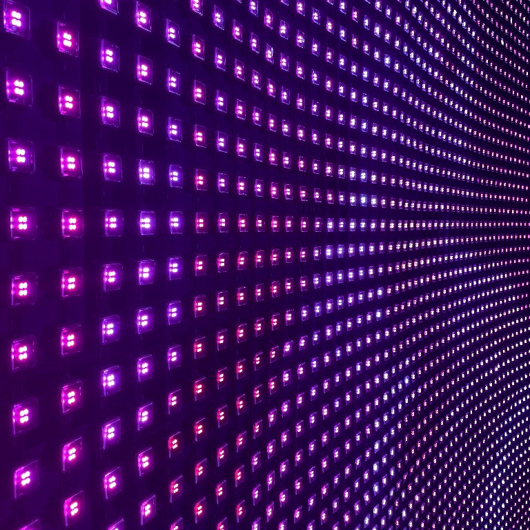 CE RoHS Foldable P150 RGB LED Pixel Led Mesh Screen for Media Facade Lighting
