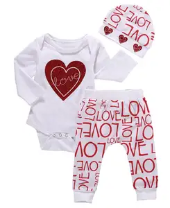 初生幼儿女婴服装套装爱印花加衣裤纯棉可爱3件女婴服装套装0-18米