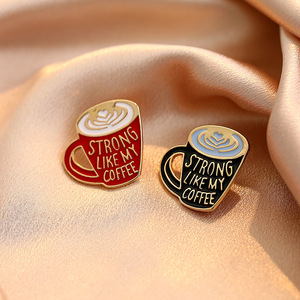 Broche en émail ludique et tendance, motif tasse à café, slogan, cœur, mousse, en métal, pour revers, idéale pour le quotidien - Product Image 1