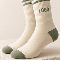 Chaussettes en coton à logo personnalisé, rayées, vente en gros, OEM, respirantes, chaussettes de sport personnalisées pour l'extérieur