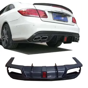 Diffusore a labbro posteriore in fibra di carbonio stile luce a LED per W207 C207 coupé E200 E260 E300 2 porte 2014 - 2016 protezione paraurti