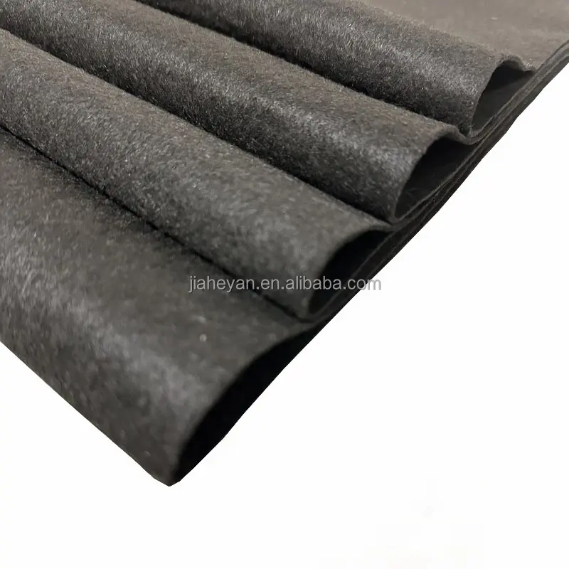 Fodera in pelle di feltro nero con ago punzecchiato Non tessuto Fieltro per scarpe in feltro nero rigido rotolo di tessuto 1.2mm 1.5mm 250 grammi