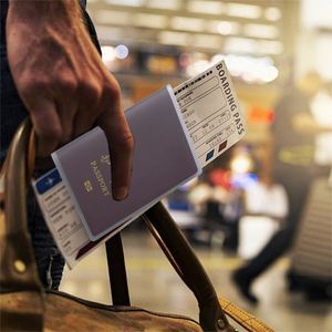 Funda de Pasaporte Transparente de PVC para Viajes, Porta Tarjetas de Pasaporte, Ideal para Negocios, Gran Venta - Product Image 5