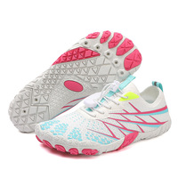 Chaussures aquatiques unisexe respirantes pour adultes, idéales pour la randonnée, la course, la natation, la plongée, la plage et les activités aquatiques en extérieur