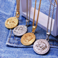 Collier rétro pour homme, bijoux de la mythologie grecque, pièce de monnaie d'Apollon, pendentif en or 18 carats, collier en acier inoxydable Saint-Géorges