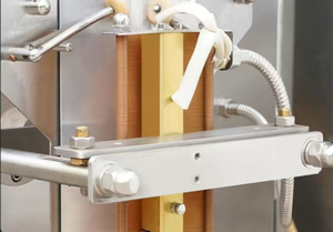 Máquina de llenado y sellado de envases, máquina de llenado y sellado de bolsas de agua, máquina de fabricación de sobres - Product Image 5