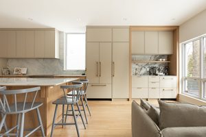 Ensemble d'armoires de cuisine Vermonhouzz en bois clair, personnalisable, gain de place, rangement intégré avec tiroirs, durable pour appartement, café - Product Image 4