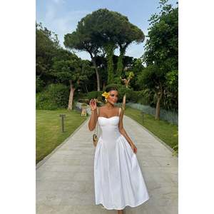 Robe longue blanche à bretelles fines et motif floral, avec fermeture éclair et volants décoratifs, style soirée formelle, taille unique/XS pour femmes, bretelles spaghetti, longueur ras du sol - Product Image 6