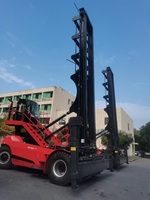 Nouveau transpalet à conteneurs KUDAT 9 tonnes, moteur diesel, 4 roues motrices, hauteur de levage 185 kW, puissance 185 kW, poids opérationnel 41 tonnes