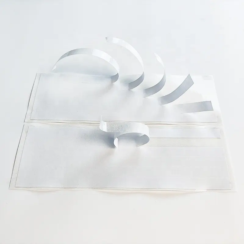 Bande de gomme adhésive acrylique imperméable à l'eau de ruban adhésif double face BOPP robuste pour l'emballage d'enveloppe d'étanchéité en carton