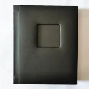 Venta al por mayor hecho a mano de cuero de imitación personalizado autoadhesivo 5x7 álbum de fotos libro con ventana de imagen
