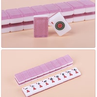 Ensemble de Mahjong de Luxe Américain avec Tuiles en Acrylique, Poussoir, Tapis de Jeu et Jetons - Portable et Durable, Divertissement Haut de Gamme