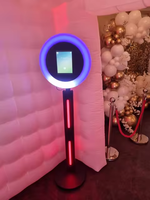 Promotion KINGSUN LED03IPB Kiosque photo numérique sur pied avec anneau lumineux rotatif pour fêtes et selfies, compatible iPad et télécommande