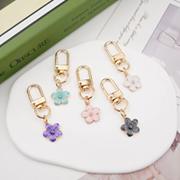 Ventes chaudes 2024 - Porte-clés personnalisés en métal émaillé avec fleur de cerisier pour femmes et filles