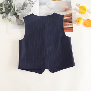 <span class=keywords><strong>Gilet</strong></span> simple à fines rayures pour garçons avec 67% de terylène, 10% de <span class=keywords><strong>laine</strong></span>, 18% de rayonne, 3% de spandex et 100% de polyester pour la doublure. - Product Image 5