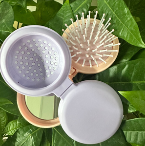 Espejo de Maquillaje Compacto Portátil Personalizado con Peine Plegable, Espejo Cosmético de Bolsillo con Mango de Plástico y Peine Integrado para Viaje y Hogar - Product Image 4