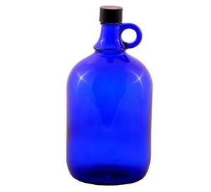 Bouteilles en verre bleu transparent en gros, utilisées pour l'eau, la bière, le cidre, grand terrarium avec une petite poignée - Product Image 6