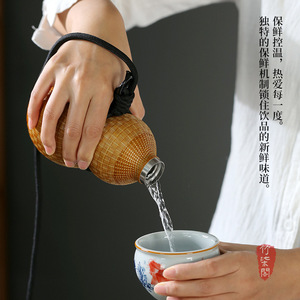 Bamboo Woven Gourd Flask 12-24 Hour Heat Preservation Portable Water Bottle Antique Style Lightweight Design - Product Image 3