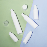 Emballage cosmétique sans air vide de 5ml 10ml 15ml 30ml 50ml Bouteilles en plastique avec pompe pour crème et lotion de soin de la peau cosmétiques