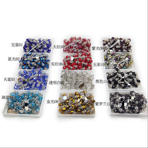 Collier Fleur en Strass Cristal Vintage Multicolore pour Femme et Homme, Chaîne de Pull, Bijoux en Gros Origine Yiwu - Product Image 1