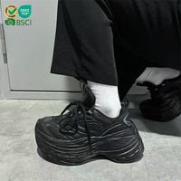 Chaussures élévatrices en maille d'automne avec logo personnalisé, hauteur accrue de 9 cm, pour hommes et femmes, noir et blanc, semelle épaisse, tendance mode, baskets de sport