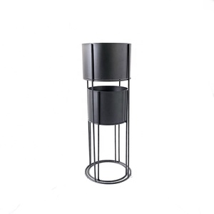 Haute qualité <span class=keywords><strong>pas</strong></span> <span class=keywords><strong>cher</strong></span> fer noir <span class=keywords><strong>grand</strong></span> bougeoir pour la décoration de la maison - Product Image 2
