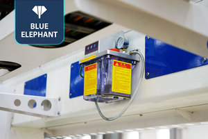 Máquina de Corte de Piedra Eficiente de 5 Ejes, Máquina Automática de Corte de Azulejos de Mármol a 45 Grados para la Industria de la Construcción - Product Image 3