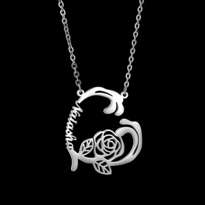 Collana con <span class=keywords><strong>nome</strong></span> personalizzato rosa con scritta a forma di girocollo collana con <span class=keywords><strong>nome</strong></span> personalizzato con fiori di rosa ciondolo regalo in acciaio inossidabile - Product Image 2