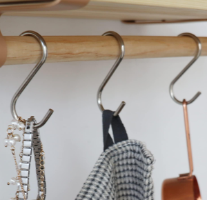 Ensemble de 2 étagères flottantes de style moderne pour la maison, étagères de présentation avec anneaux de suspension - Product Image 4