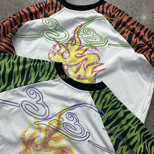 Produttore di abbigliamento Streetwear <span class=keywords><strong>T</strong></span>-<span class=keywords><strong>Shirt</strong></span> a maniche lunghe con stampa a fiamma in <span class=keywords><strong>cotone</strong></span> con colori personalizzati - Product Image 3