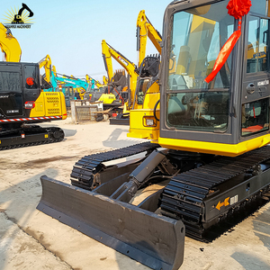 Excavadora usada Komatsu PC70 hidráulica compacta avanzada y duradera para tareas de construcción y paisajismo - Product Image 6