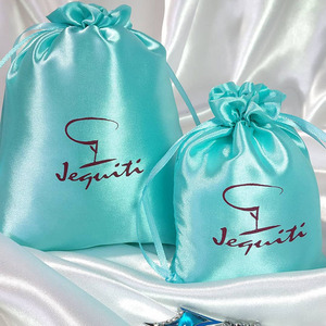 Đồng Bằng Lụa Tùy Chỉnh Logo Nhà Máy Bán Buôn Bao Bì Nhỏ Cá Nhân Tóc Giả Dây Rút Satin Túi Cho Bó Tóc - Product Image 2