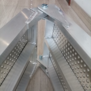 <span class=keywords><strong>Antai</strong></span> Factory vend 30% de réduction Rampe de chargement de voiture en aluminium argenté personnalisable pour VTT avec capacité de 340kg et garantie de 12 mois - Product Image 3