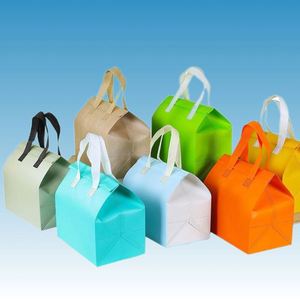 Custom Portable Non Woven Aluminum Foil <b>Cooler</b> Waterproof Insulated Lunch Eco Tote Bags for Takeaway Food <b>Drinks</b> Letter Pattern - Product Image 1