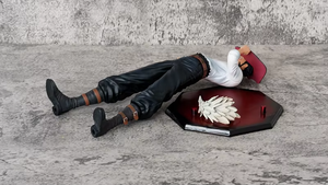Ones Pieces nuevo estilo <span class=keywords><strong>de</strong></span> alta calidad Dracule <span class=keywords><strong>Mihawk</strong></span> capa blanca <span class=keywords><strong>figura</strong></span> <span class=keywords><strong>de</strong></span> acción muñeca coleccionable regalo al por mayor - Product Image 6