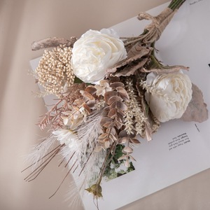 Bouquet de fleurs artificielles Yuzuru en tissu tissé plastique pour mariage et décoration intérieure CF01159 - Product Image 3