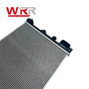 2215003203 2215002603 หม้อน้ำสำหรับเบนซ์ W221 S550 ระบบระบายความร้อนเครื่องยนต์ที่เชื่อถือได้ ถังเก็บน้ำ แกนอะลูมิเนียม ท่อแลกเปลี่ยนความร้อน - Product Image 4