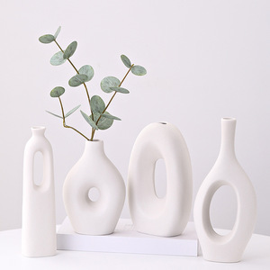 Creative Hollow Irregular Shape White Ceramic Vase With Pierced Design for Living Room Dining Table Dried <b>Flower</b> <b>Display</b> - Product Image 1