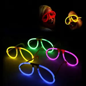 نظارات عصرية للأطفال بأشكال عصا وألوان زاهية توفر لوازم الحفلات بسعر المصنع
