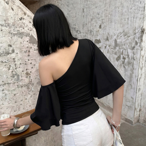 Camiseta de punto transpirable de verano para mujer, de manga corta, con cuello asimétrico tipo capucha y dobladillo con volantes, ajuste regular, sexy, para club y vida nocturna - Product Image 2