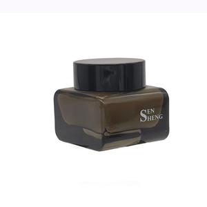 ครีมรักษาสิวสำหรับผิวหน้าและผิวกาย: ลดสิวและรอยแดงได้อย่างรวดเร็วสูตรอ่อนโยนสำหรับผิวแพ้ง่าย - Product Image 1