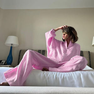 <span class=keywords><strong>Completo</strong></span> da <span class=keywords><strong>donna</strong></span> in cotone e <span class=keywords><strong>lino</strong></span> con top corto con zip e pantaloni a vita alta elasticizzati, stile streetwear, Collezione Primavera 2026 - Product Image 3