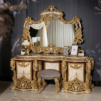 Lit baroque européen élégant doré, lit turc royal en bois sculpté avec coiffeuse pour chambre principale de luxe