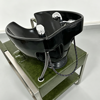 Fauteuil de lavage de cheveux de salon pivotant avec cadre en acier inoxydable, cuir huilé vert, bac en céramique noir