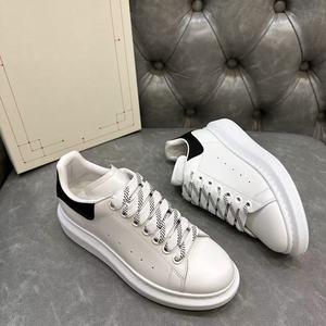 Chaussures de sport décontractées pour hommes de marque de luxe haut de gamme, styles tendance et très vendus, pour les couples - Product Image 2