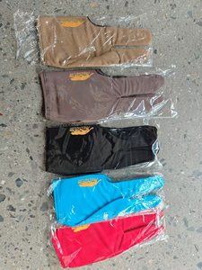 Guantes de Billar, Pool y Snooker de Tres Dedos en Varios Colores, Venta Directa de Fábrica - Product Image 2