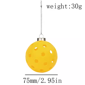 Venta al por mayor OEM Pickleball llavero 40 agujeros ornamento para vacaciones árboles de Navidad decoraciones regalo recuerdo - Product Image 3