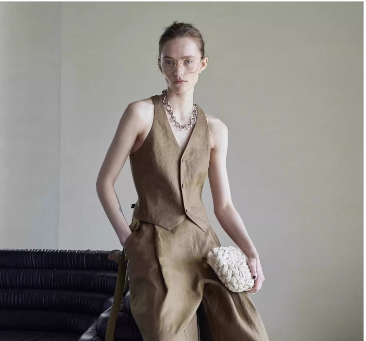 Set tre pezzi color marrone sigaretta