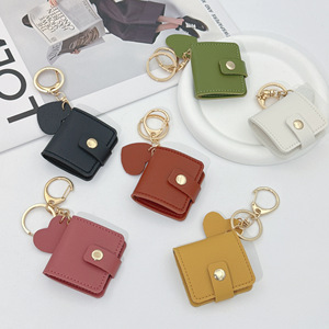 Llavero con Foto Estilo Instagram, Colgante Práctico y Portátil, Mini Charm Creativo para Colgar Fotos para Parejas con Diseño de Corazón - Product Image 4