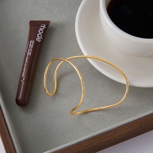 Modernas Pulseras de Acero Inoxidable 18K con Baño de Oro, Resistentes al Deslustre y al Agua, Joyería de Moda para Mujer - Product Image 4